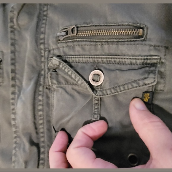 Alpha Industries Military Jacket Vintage Late 90s /Early 2000s - Picture 5 of 9
